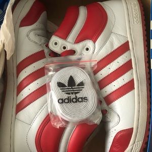 SIZE 11 ADIDAS TOP TENS RED AND GREY OG